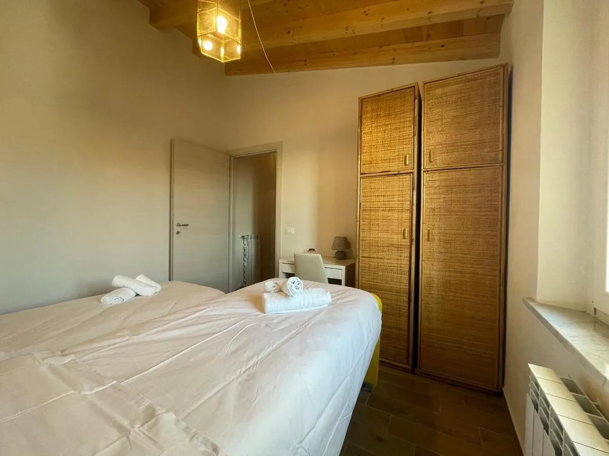 Holiday home La Villetta Nel Verde - Garden , 4 Rooms , Parking Lucca Italy