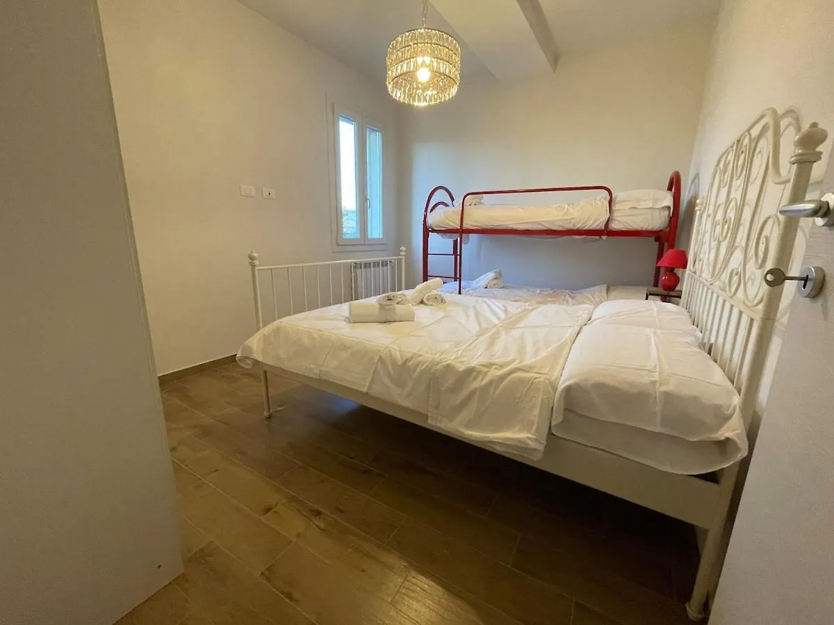 Holiday home La Villetta Nel Verde - Garden , 4 Rooms , Parking Lucca