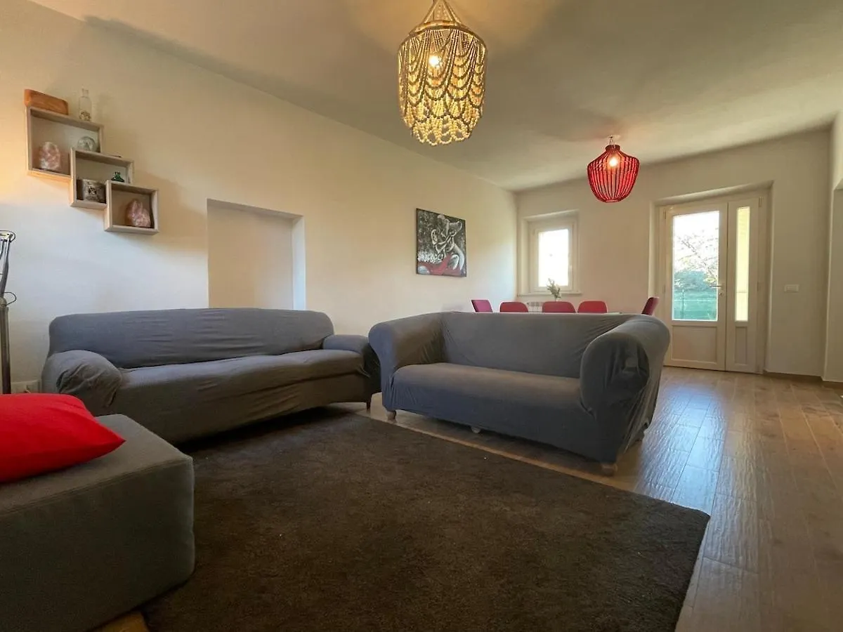 La Villetta Nel Verde - Garden , 4 Rooms , Parking Lucca Holiday home