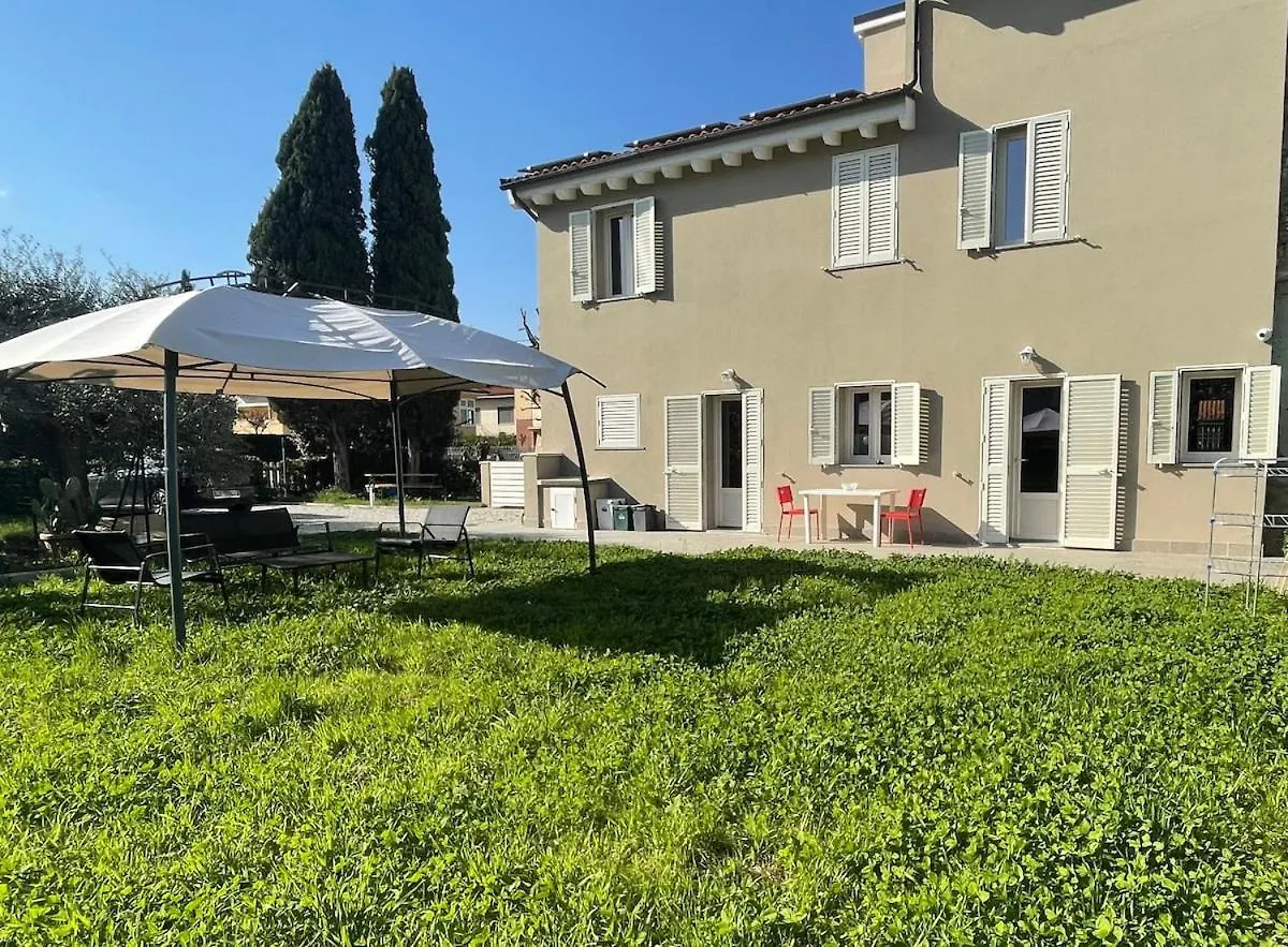 Holiday home La Villetta Nel Verde - Garden , 4 Rooms , Parking Lucca
