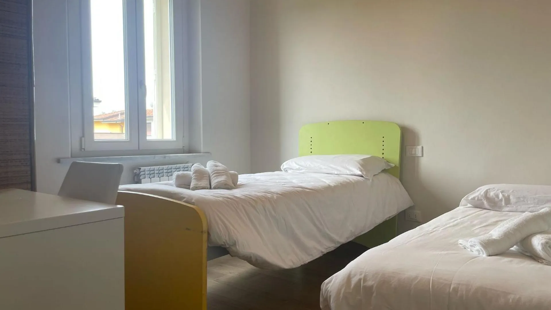 La Villetta Nel Verde - Garden , 4 Rooms , Parking Lucca 0*,  Italy