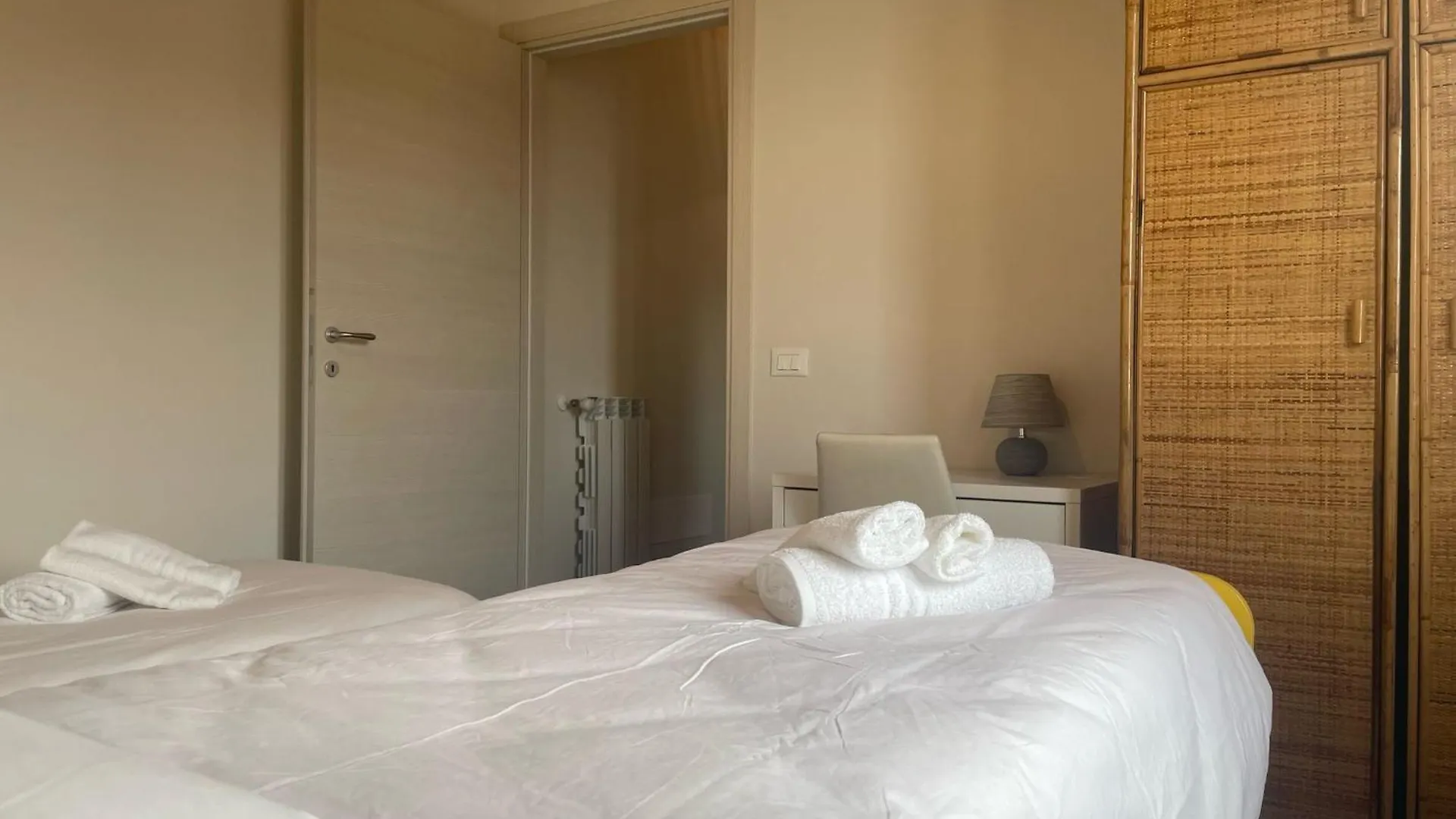 La Villetta Nel Verde - Garden , 4 Rooms , Parking Lucca Holiday home