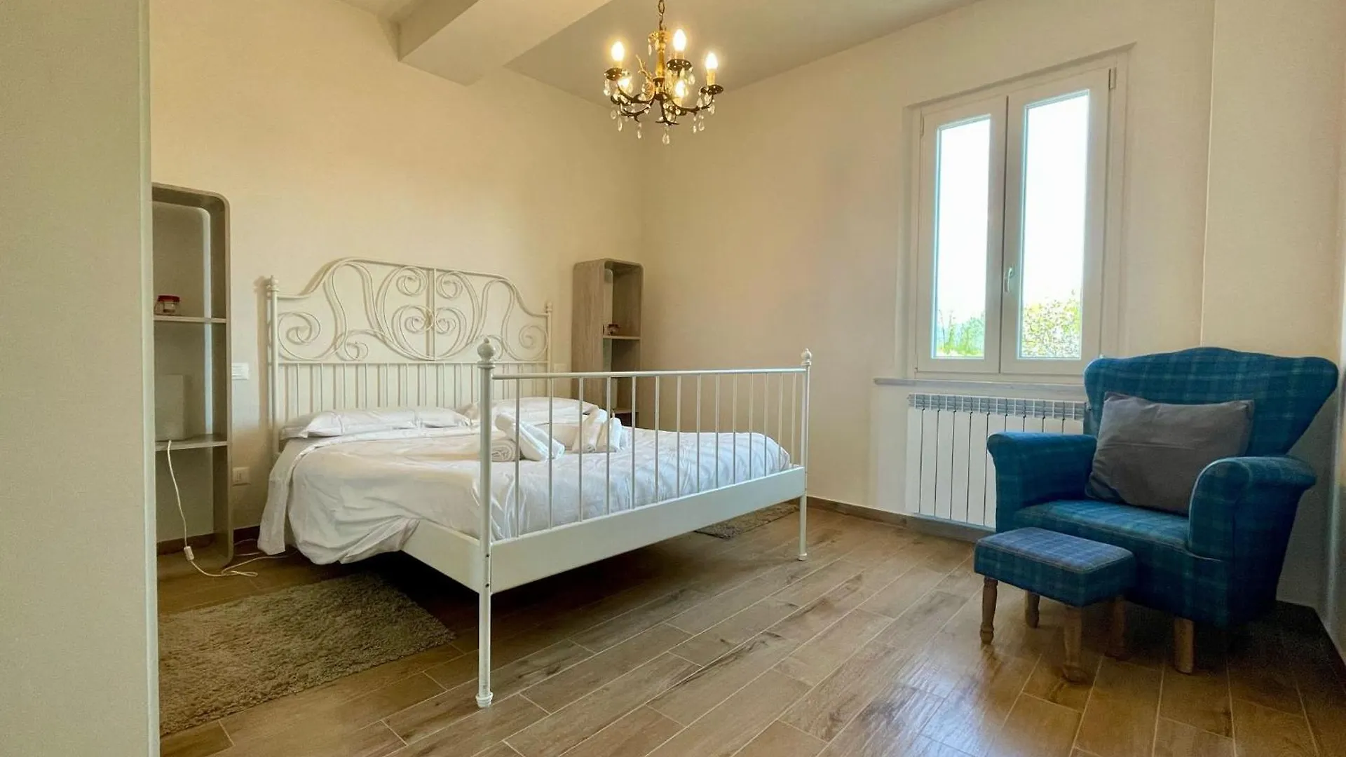 La Villetta Nel Verde - Garden , 4 Rooms , Parking Lucca 0*,  Italy