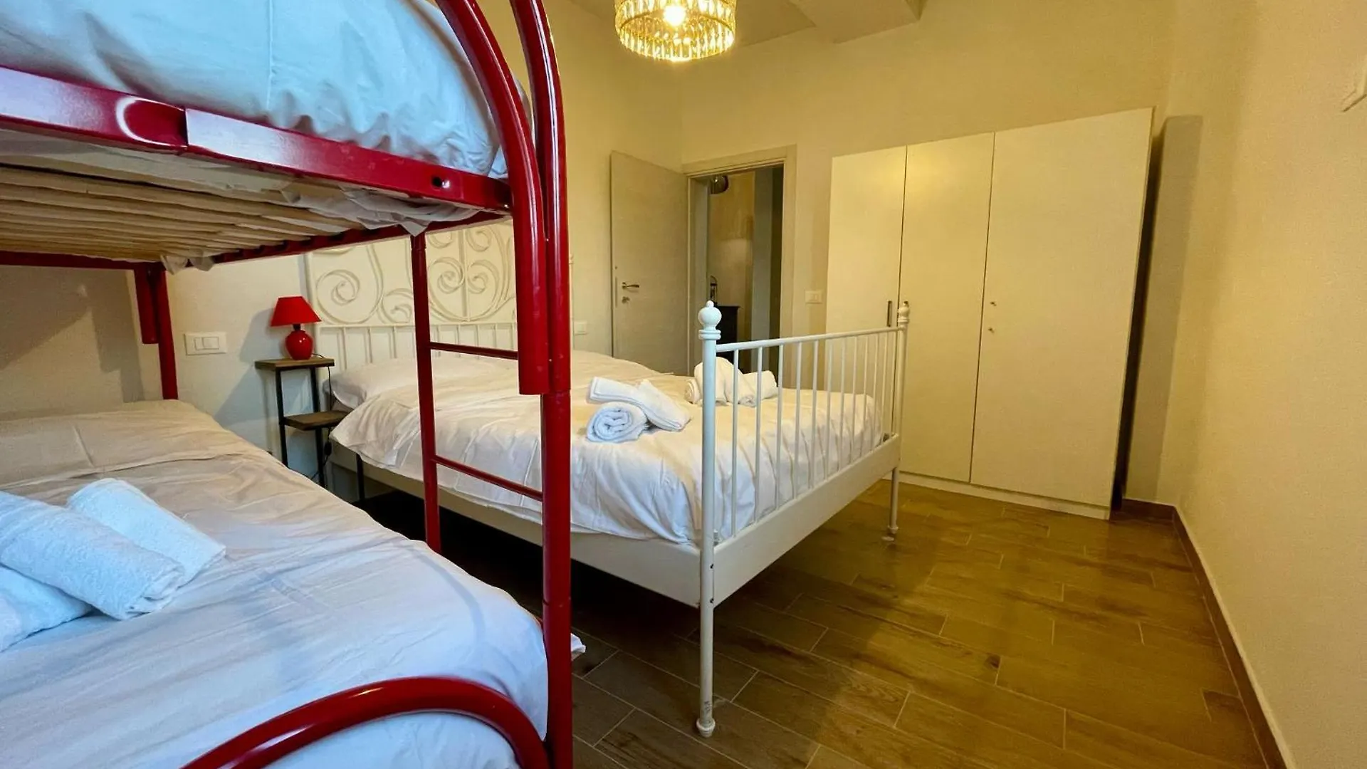 Holiday home La Villetta Nel Verde - Garden , 4 Rooms , Parking Lucca Italy
